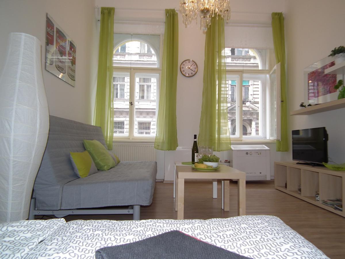 Apartment In The Centre Prague Exterior photo